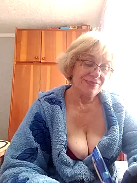 52MiaLove02 webcam