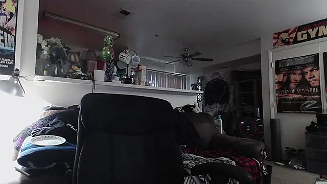 biggerisbetter12 webcam