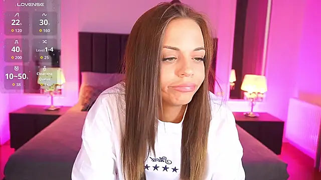 LexxxyJoy webcam
