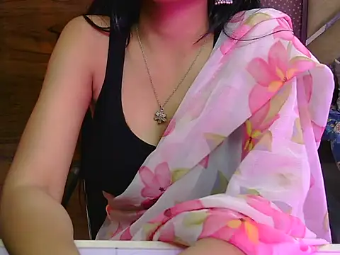 miss-riyaa webcam