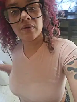 VelvetVixen_735 webcam