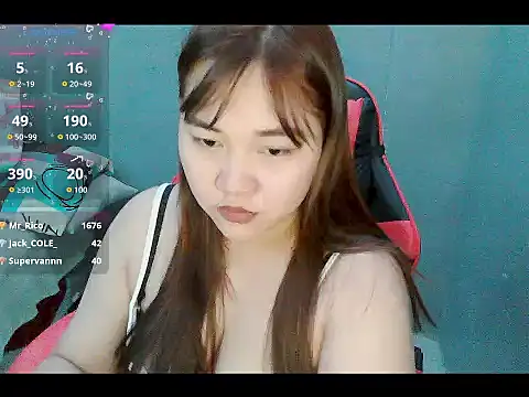 _WetKittyPussy_sw816 webcam