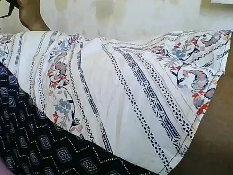 Thandie40 webcam