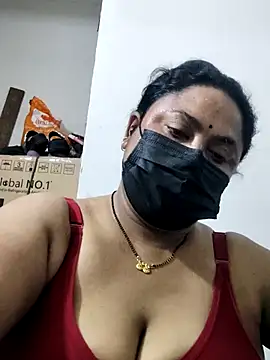 Webcam Model (rani130)  is live.Free join now!