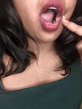 Webcam Model (ur_love_kannada1)  is live.Free join now!