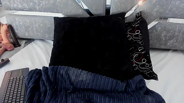 Slut_Milf_ webcam