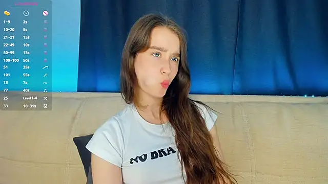 lovelyalivia webcam