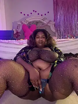 terrestrial-mermaid (F young) - massage and oil tits