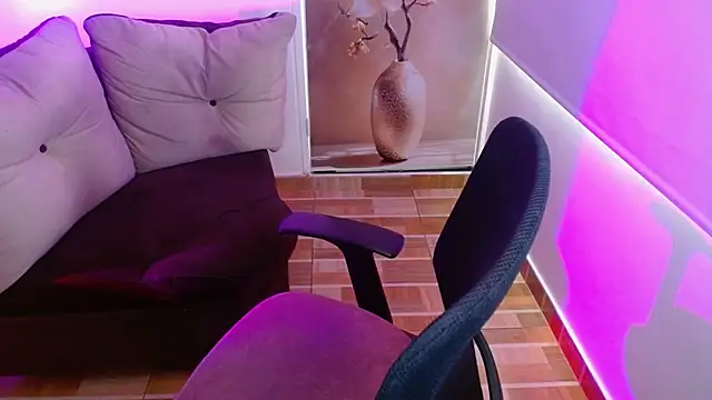 milfrousse live sex cam