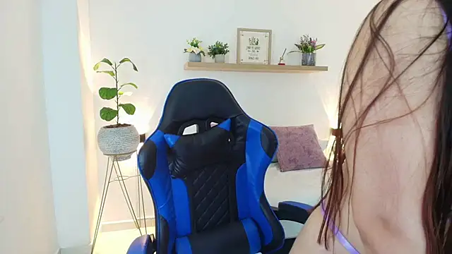 bella_99_ webcam