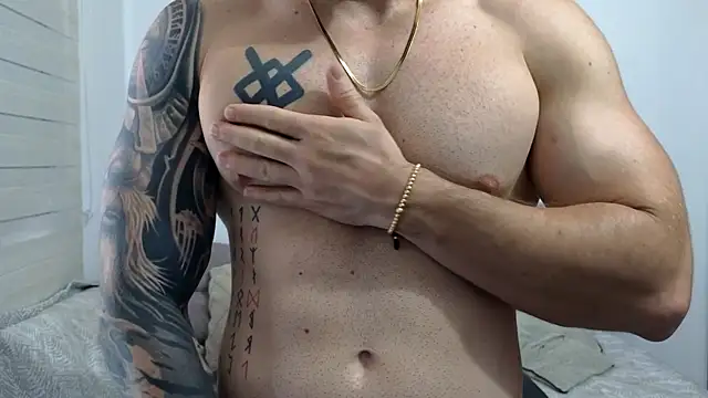 Isaac_Carter webcam