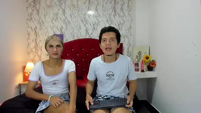 Alejandra_and_James_ webcam