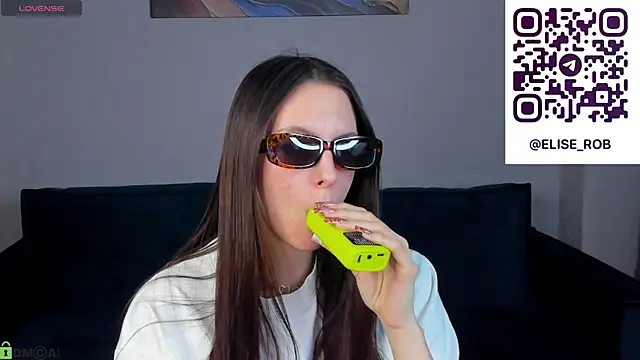 elise_robbie webcam