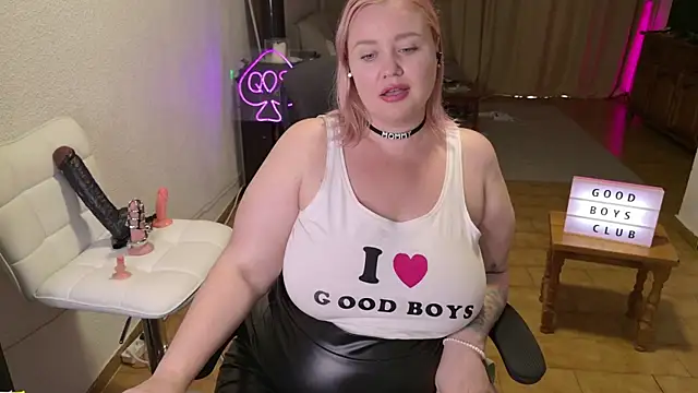 MargotGrey webcam