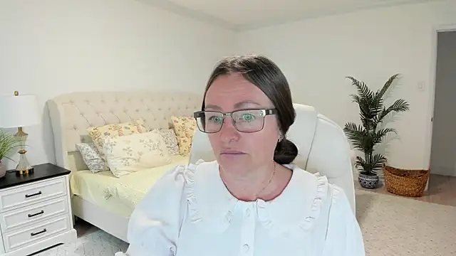 Vika73 webcam