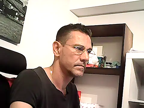 mastercharisma35 webcam