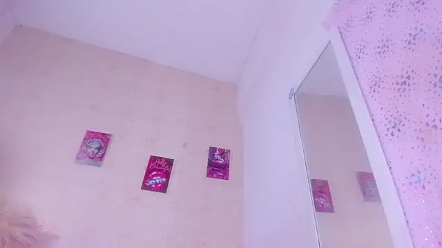 AMAIAA_LOVE webcam