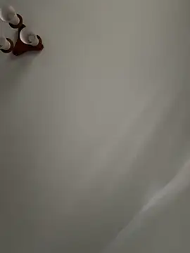 Anna_Lewis webcam