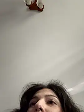Anna_Lewis webcam