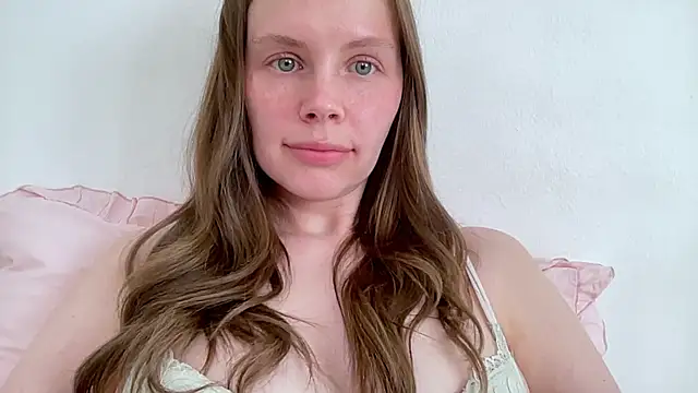 Nikki_Mimimi webcam