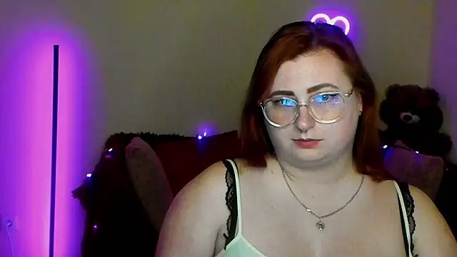 Alicia_love00 webcam