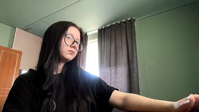 AdelleBaggenstoss webcam