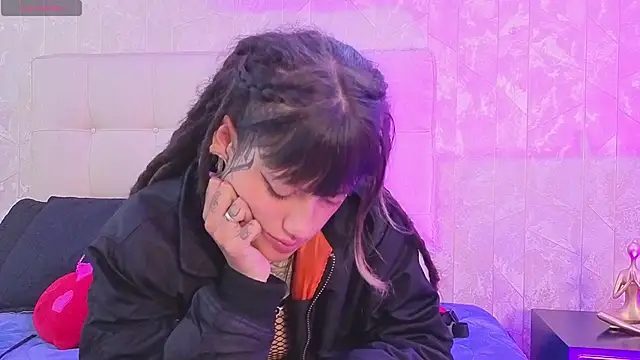 _sharlotte777 webcam