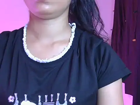 miss_ragni webcam