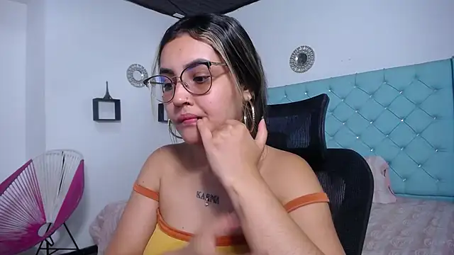 kathe-mills235 webcam