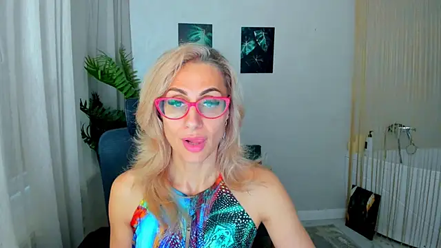 MuseOfStage live sex cam