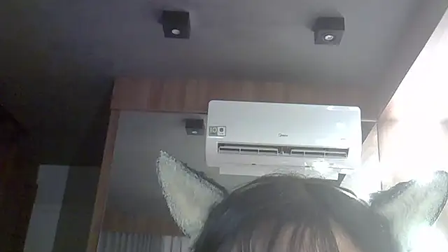SkinnyKitten webcam