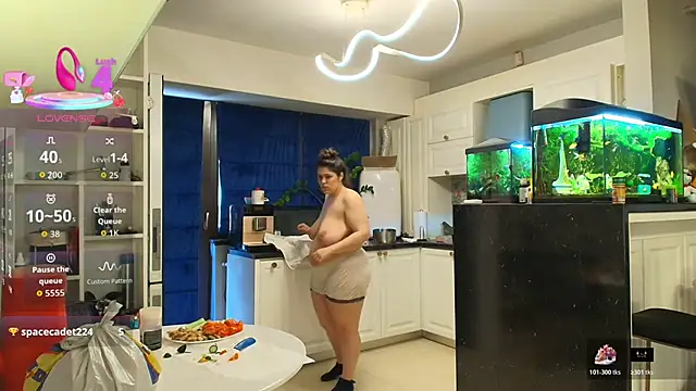 Layla- webcam