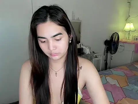 nica_doll live sex cam