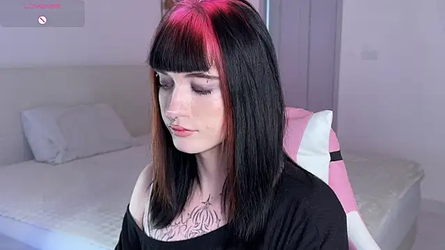 Vailyreb_ webcam