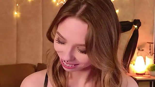 Sierra_Fane webcam