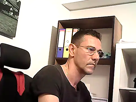 mastercharisma35 webcam