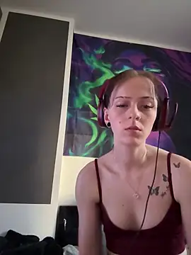 Queenadri webcam