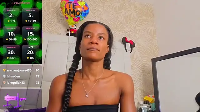 dafnnelewis webcam