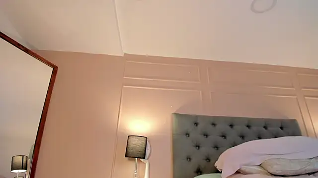 _miss_mia webcam