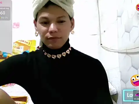 HugeAgatha webcam