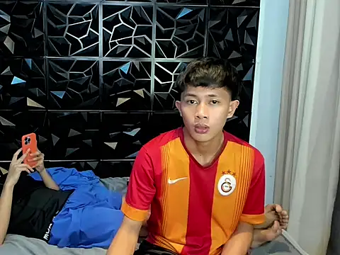 roberthugecock webcam