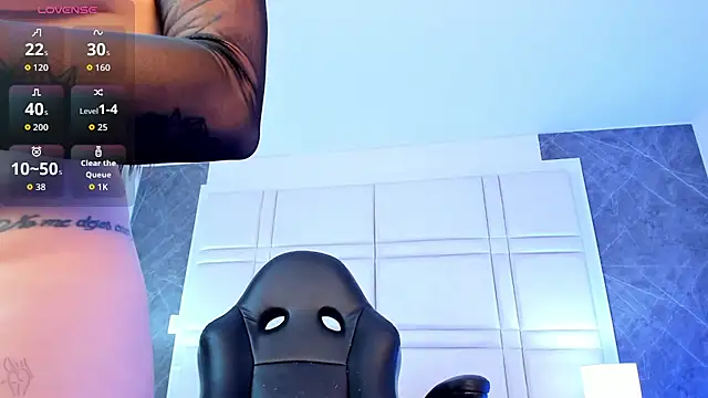 charlottewhitte webcam