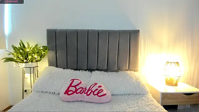 sophie_connors webcam