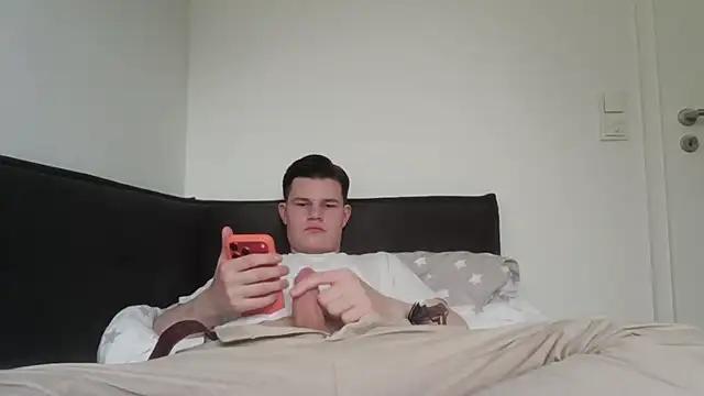 19teenoldboy webcam