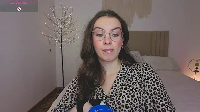 Real_cutie1 webcam