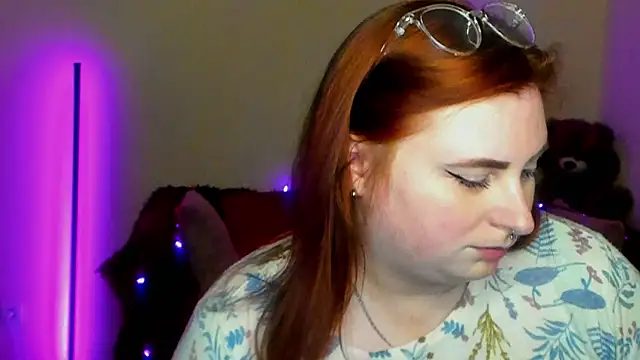 Alicia_love00 webcam