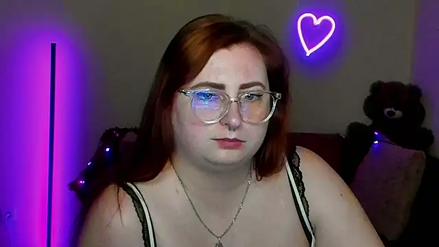 Alicia_love00 webcam