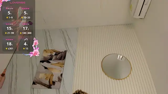 Afro_Luna webcam