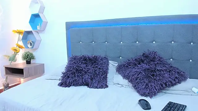 NatashaDiamond webcam