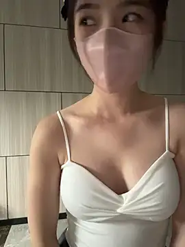 gougou13 webcam